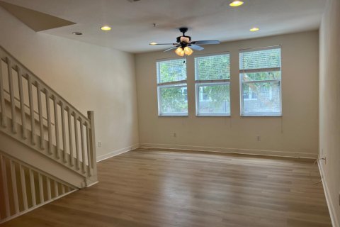 Townhouse in West Palm Beach, Florida 2 bedrooms, 123.19 sq.m. № 2177191 - photo 4