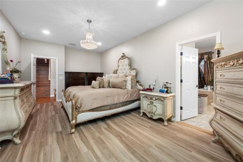 House in Lutz, Florida 4 bedrooms, 236.53 sq.m. № 2202210 - photo 17