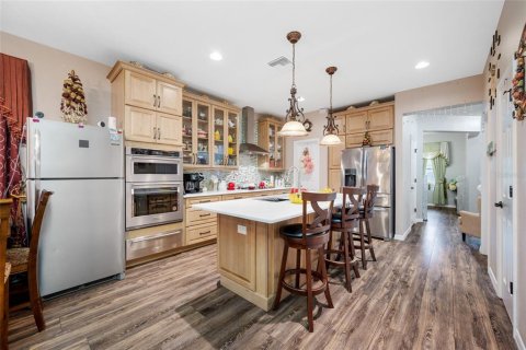 House in Lutz, Florida 4 bedrooms, 236.53 sq.m. № 2202210 - photo 11