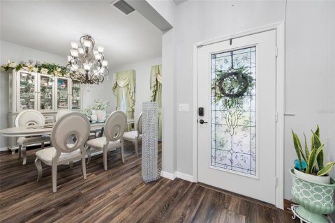 House in Lutz, Florida 4 bedrooms, 236.53 sq.m. № 2202210 - photo 7