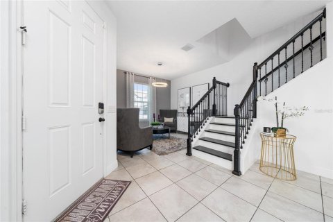 Casa en venta en Orlando, Florida, 5 dormitorios, 317.91 m2 № 1613788 - foto 12