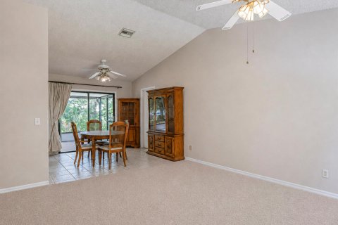 Villa ou maison à vendre à Vero Beach, Floride: 2 chambres, 92.72 m2 № 2087440 - photo 19