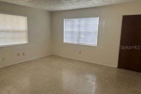 Casa en venta en Saint Petersburg, Florida, 2 dormitorios, 97.55 m2 № 1879131 - foto 12