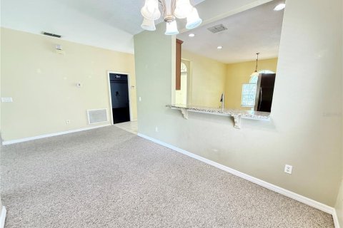 Casa en venta en Kissimmee, Florida, 3 dormitorios, 141.12 m2 № 1772893 - foto 9