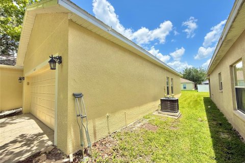 Casa en venta en Kissimmee, Florida, 3 dormitorios, 141.12 m2 № 1772893 - foto 3