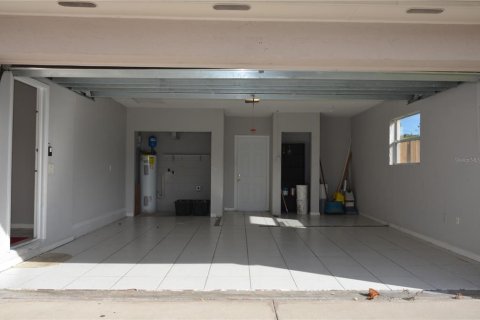 Villa ou maison à louer à Apopka, Floride: 3 chambres, 119.29 m2 № 1676046 - photo 16