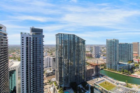 Купить кондоминиум в Майами, Флорида 3 спальни, 134.71м2, № 1956675 - фото 27