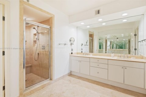 Condo in Key Biscayne, Florida, 3 bedrooms  № 1764742 - photo 29