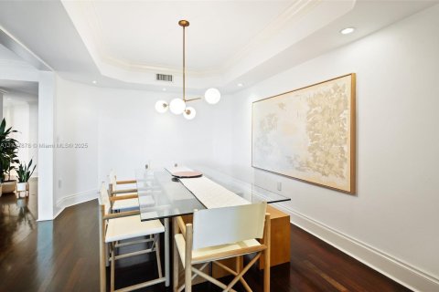 Condo in Key Biscayne, Florida, 3 bedrooms  № 1764742 - photo 13