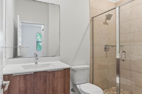 Condo in Doral, Florida, 2 bedrooms  № 1880300 - photo 27