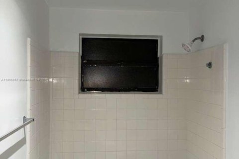 Condo in Coral Springs, Florida, 2 bedrooms № 1883802 - photo 16