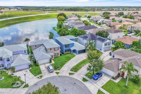 House in Orlando, Florida 6 bedrooms, 273.88 sq.m. № 1909997 - photo 24