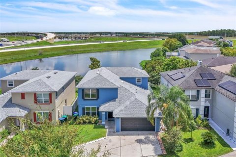 House in Orlando, Florida 6 bedrooms, 273.88 sq.m. № 1909997 - photo 23