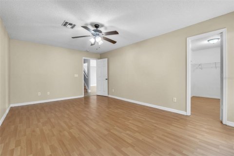 House in Orlando, Florida 6 bedrooms, 273.88 sq.m. № 1909997 - photo 12