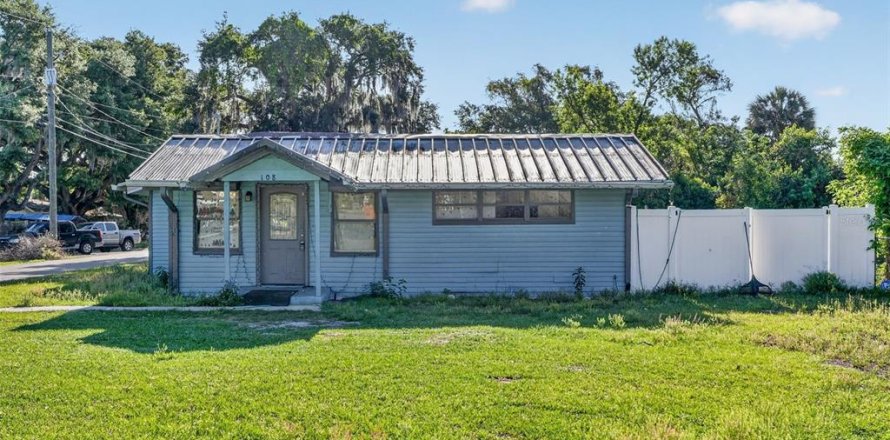 Villa ou maison à Auburndale, Floride 3 chambres, 148.83 m2 № 2093508