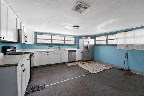Villa ou maison à vendre à Auburndale, Floride: 3 chambres, 148.83 m2 № 2093508 - photo 16