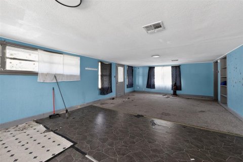 Villa ou maison à vendre à Auburndale, Floride: 3 chambres, 148.83 m2 № 2093508 - photo 5