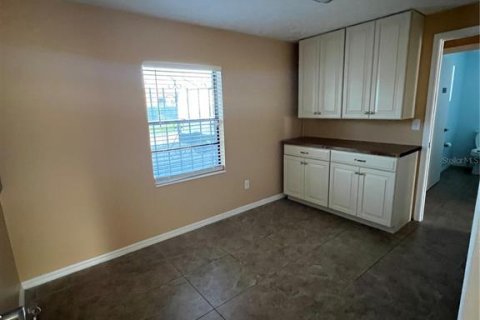 Commercial property in Plant City, Florida 92.9 sq.m. № 1832983 - photo 11