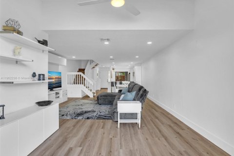 Touwnhouse à vendre à Coconut Creek, Floride: 2 chambres, 124.77 m2 № 1955284 - photo 21