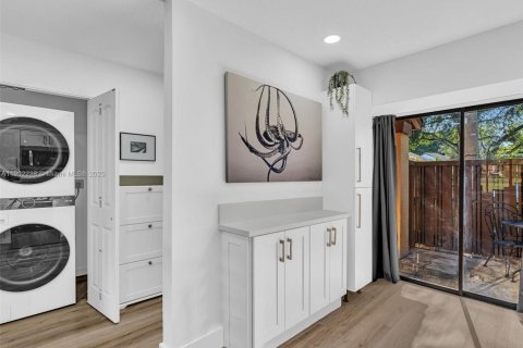 Touwnhouse à vendre à Coconut Creek, Floride: 2 chambres, 124.77 m2 № 1955284 - photo 5