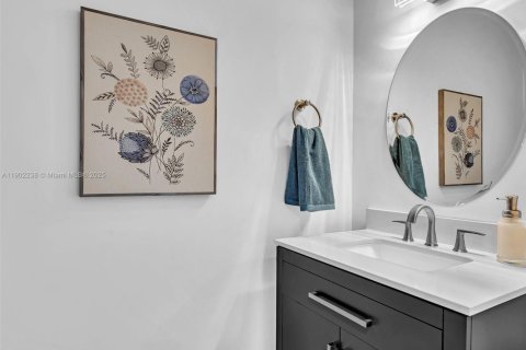 Touwnhouse à vendre à Coconut Creek, Floride: 2 chambres, 124.77 m2 № 1955284 - photo 8