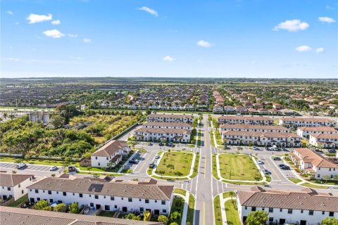 Купить таунхаус в Хомстед, Флорида 1 комната, 149.76м2, № 2049499 - фото 29