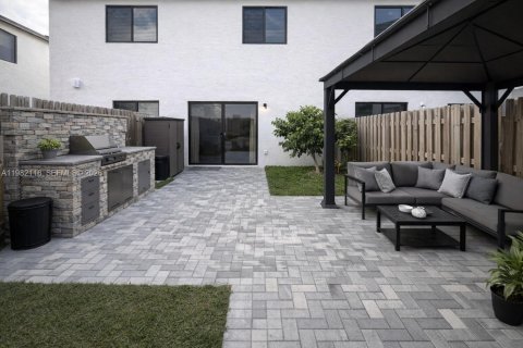 Купить таунхаус в Хомстед, Флорида 1 комната, 149.76м2, № 2049499 - фото 5