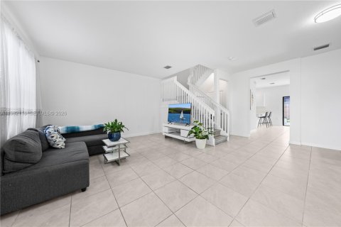 Купить таунхаус в Хомстед, Флорида 1 комната, 149.76м2, № 2049499 - фото 6