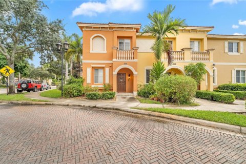 Touwnhouse à Miramar, Floride 3 chambres, 117.06 m2 № 2323914