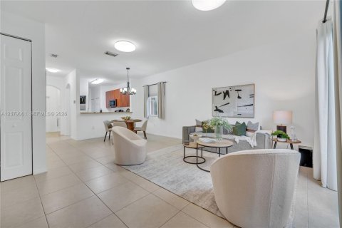 Touwnhouse à vendre à Miramar, Floride: 3 chambres, 117.06 m2 № 2323914 - photo 3