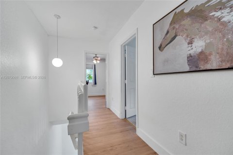 Touwnhouse à vendre à Miramar, Floride: 3 chambres, 117.06 m2 № 2323914 - photo 26