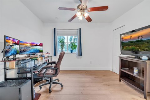 Touwnhouse à vendre à Miramar, Floride: 3 chambres, 117.06 m2 № 2323914 - photo 9