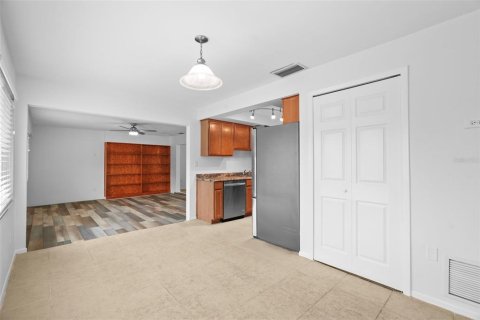 Villa ou maison à vendre à Clearwater, Floride: 2 chambres, 136.47 m2 № 2107726 - photo 24