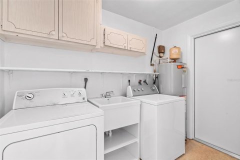 Villa ou maison à vendre à Clearwater, Floride: 2 chambres, 136.47 m2 № 2107726 - photo 26
