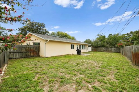 Villa ou maison à vendre à Clearwater, Floride: 2 chambres, 136.47 m2 № 2107726 - photo 9