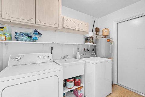 Villa ou maison à vendre à Clearwater, Floride: 2 chambres, 136.47 m2 № 2107726 - photo 25