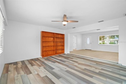 Villa ou maison à vendre à Clearwater, Floride: 2 chambres, 136.47 m2 № 2107726 - photo 19