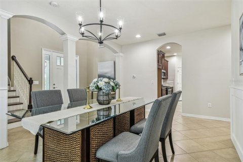 Villa ou maison à vendre à Land O' Lakes, Floride: 4 chambres, 266.82 m2 № 1740997 - photo 6