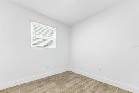 House in Tampa, Florida 4 bedrooms, 143.26 sq.m. № 1832900 - photo 23