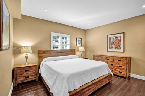 Condo in Hollywood, Florida, 2 bedrooms  № 2031671 - photo 26