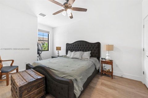 Townhouse in Dania Beach, Florida 3 bedrooms, 182.65 sq.m. № 2000902 - photo 9