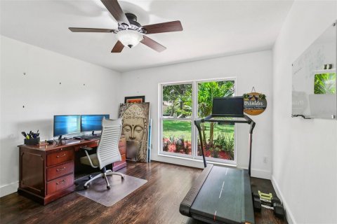 Casa en venta en Brandon, Florida, 4 dormitorios, 257.62 m2 № 1786344 - foto 25