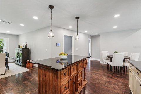 Casa en venta en Brandon, Florida, 4 dormitorios, 257.62 m2 № 1786344 - foto 23