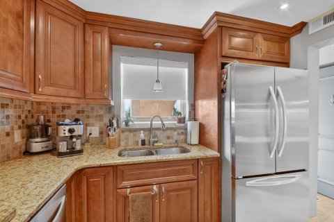 Copropriété à vendre à Palm Springs, Floride: 1 chambre, 64.66 m2 № 2077503 - photo 8