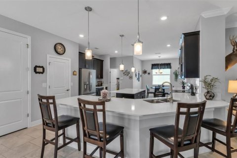 House in Winter Haven, Florida 4 bedrooms, 215.72 sq.m. № 2206110 - photo 14
