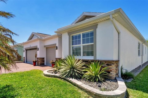 House in Winter Haven, Florida 4 bedrooms, 215.72 sq.m. № 2206110 - photo 6