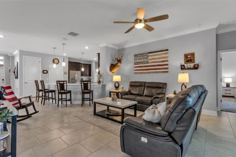House in Winter Haven, Florida 4 bedrooms, 215.72 sq.m. № 2206110 - photo 22