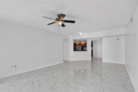 Condominio en venta en Holly Hill, Florida, 2 dormitorios, 142.79 m2 № 2238132 - foto 17