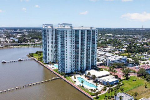 Condominio en venta en Holly Hill, Florida, 2 dormitorios, 142.79 m2 № 2238132 - foto 4