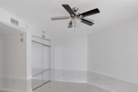 Condominio en venta en Holly Hill, Florida, 2 dormitorios, 142.79 m2 № 2238132 - foto 23
